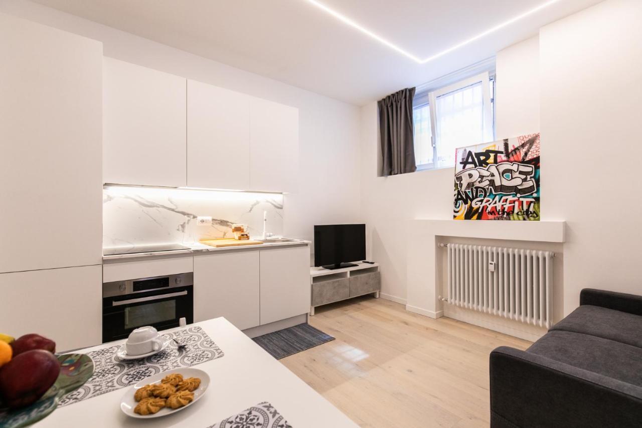 Luxury Apartment - A Due Passi Dal Centro Di Milano Esterno foto