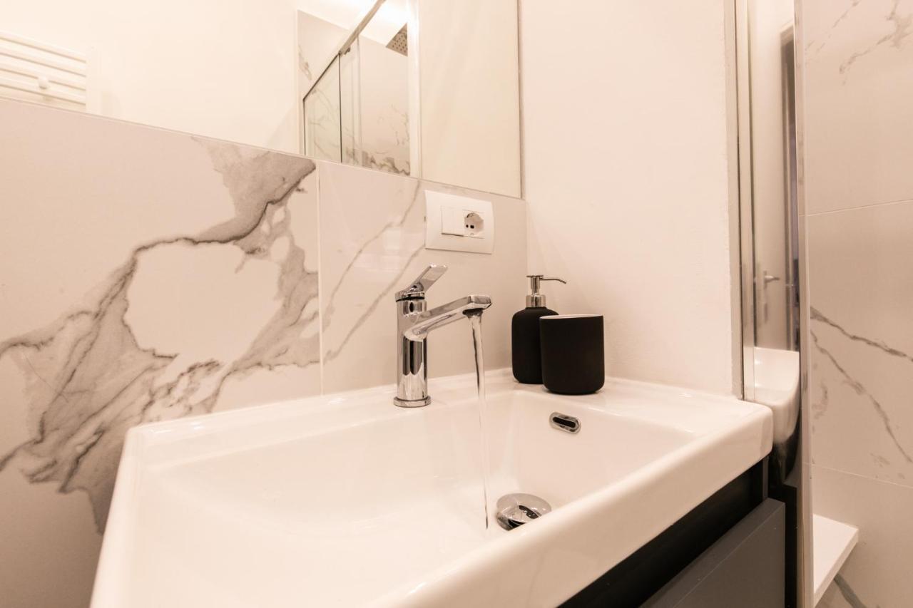 Luxury Apartment - A Due Passi Dal Centro Di Milano Esterno foto