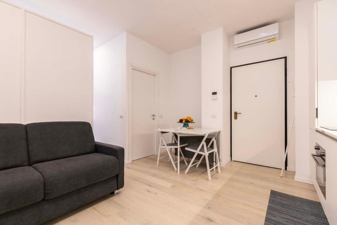 Luxury Apartment - A Due Passi Dal Centro Di Milano Esterno foto